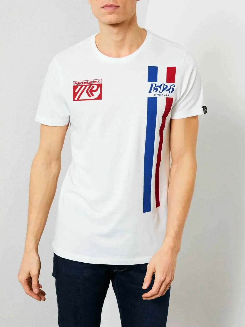 λευκό t-shirt με τύπωμα